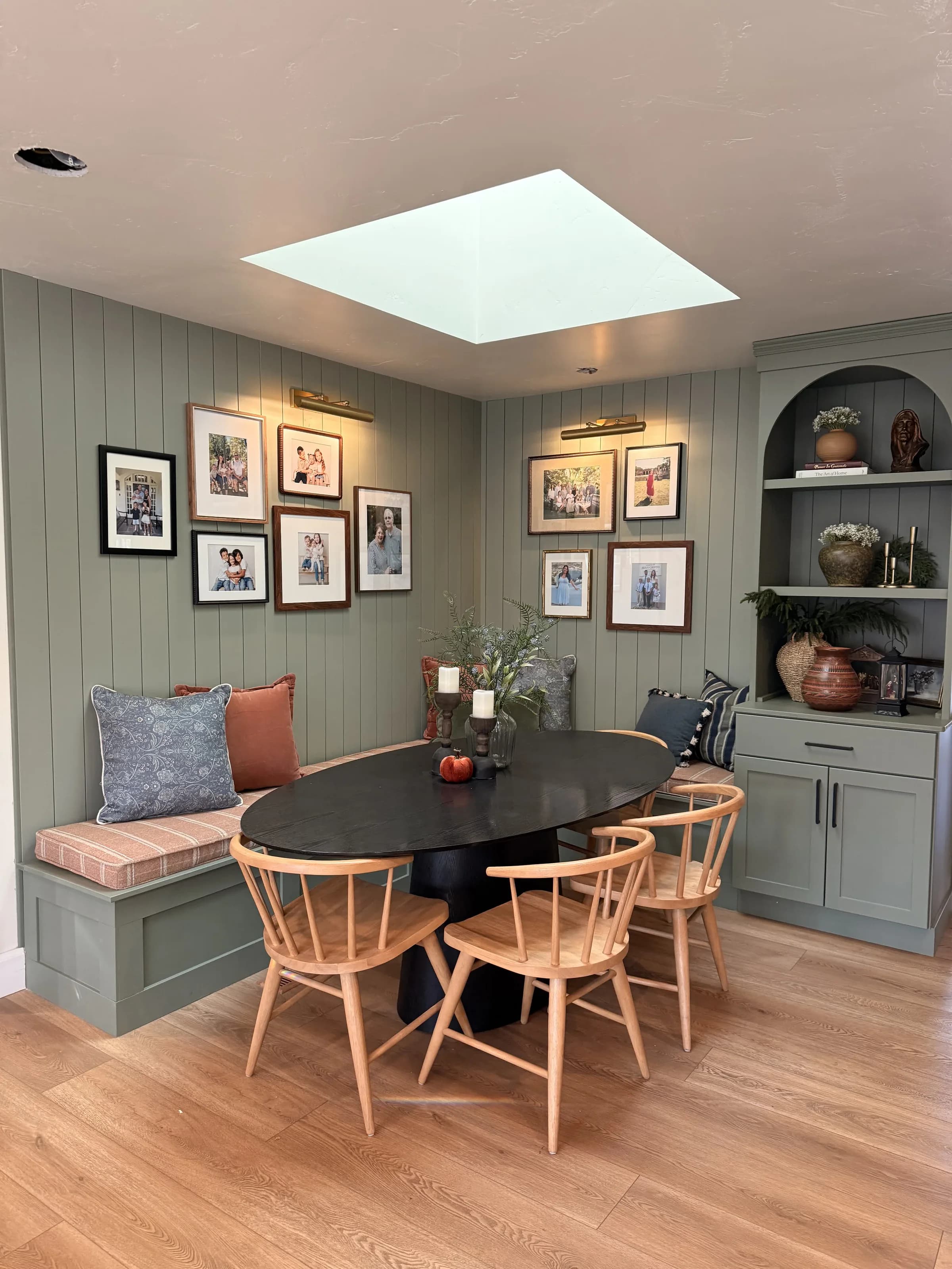 Custom built-in shelving by BK Toolbox