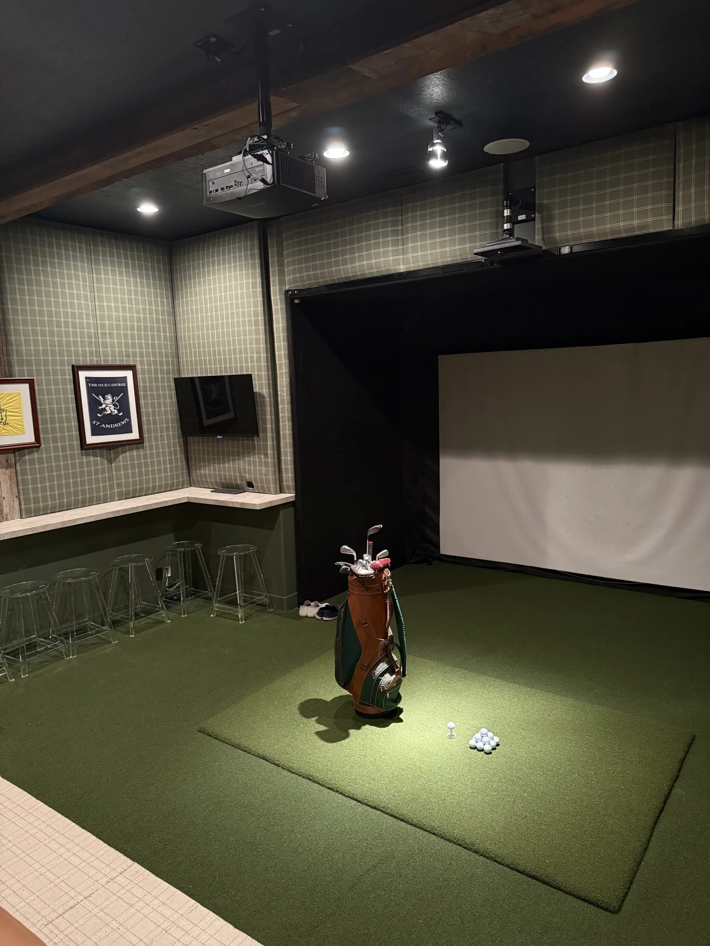 Custom golf simulator room build by BK Toolbox